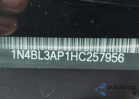 2017 Nissan Altima 3.5Sl/3.5 Sr z USA, uszkodzony, nr VIN 1N4BL3AP1HC257956